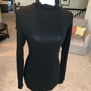 Black Tissue Turtle Neck